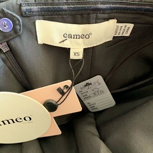 NEW Cameo Blouse Size XS Women's Feel Real Top Formal Top Off The Shoulder - Picture 5 of 6